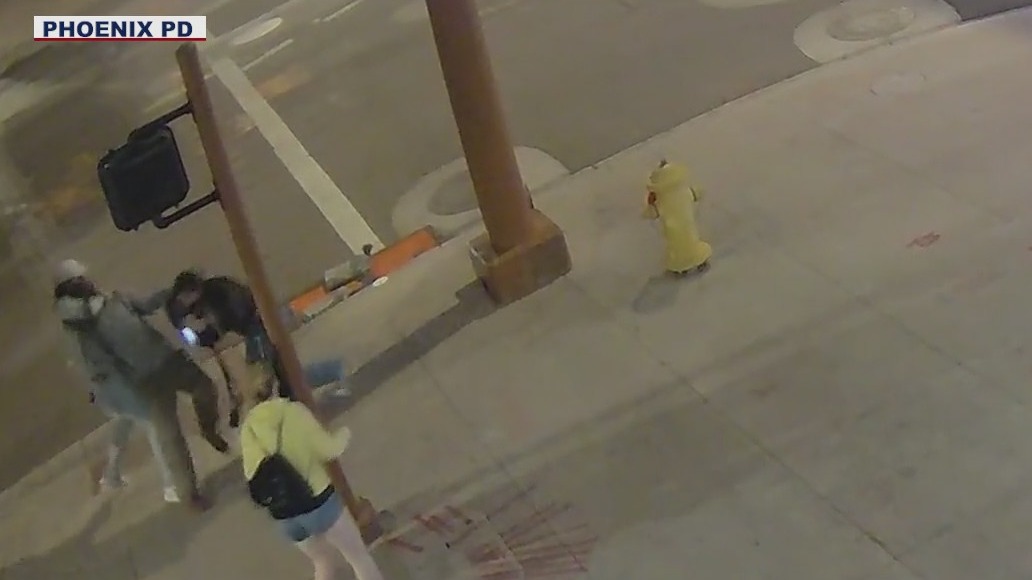 Man saves teen girl from assault in downtown Phoenix