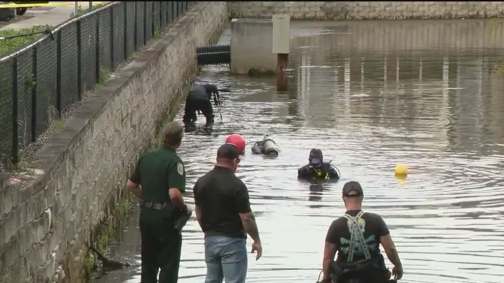 Teams search lake near where teen was shot