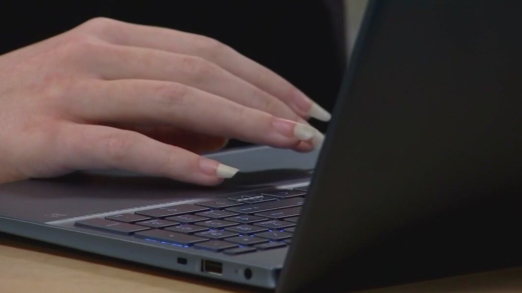 Thousands of school laptops and iPads lost or stolen