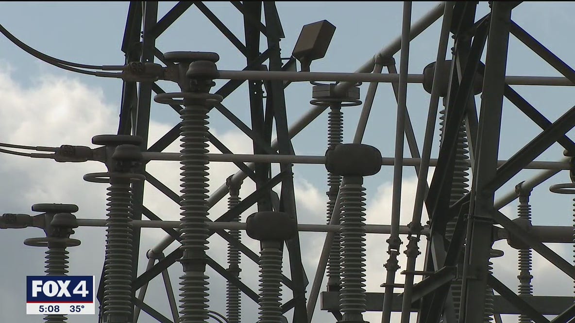 Texas power grid had no problems at peak winter storm demand, Abbott says