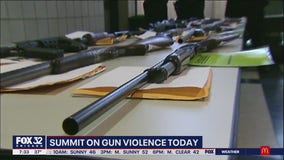 Chicago leaders hold summit to discuss curbing gun violence