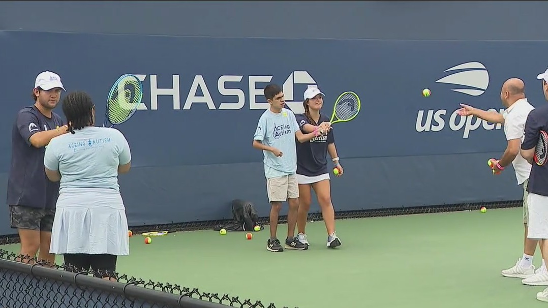 ACEing Autism teaches kids with autism how to play tennis