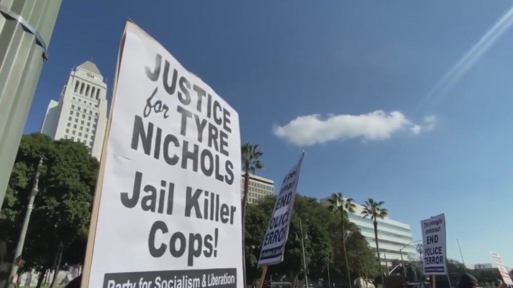 Hollywood protesters demand justice for Tyre Nichols