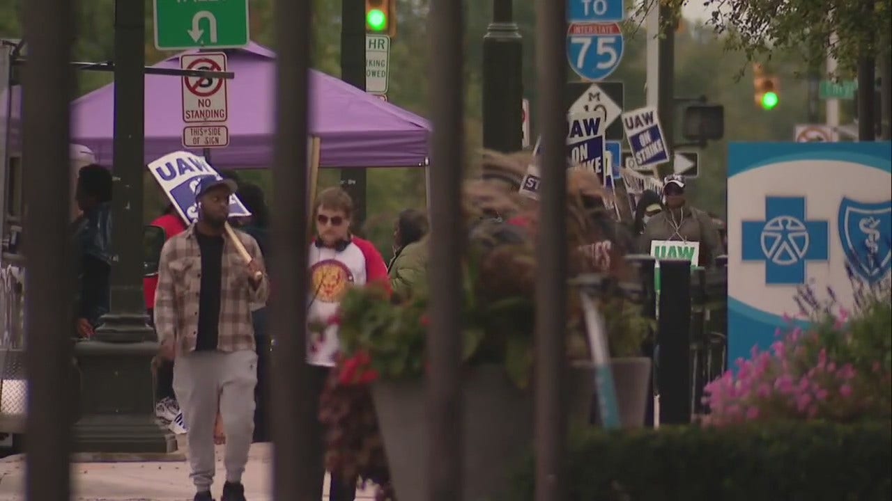 Blue Cross Blue Shield strike on hold as tentative agreement is voted