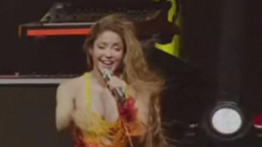 Shakira announces Chicago show on upcoming world tour