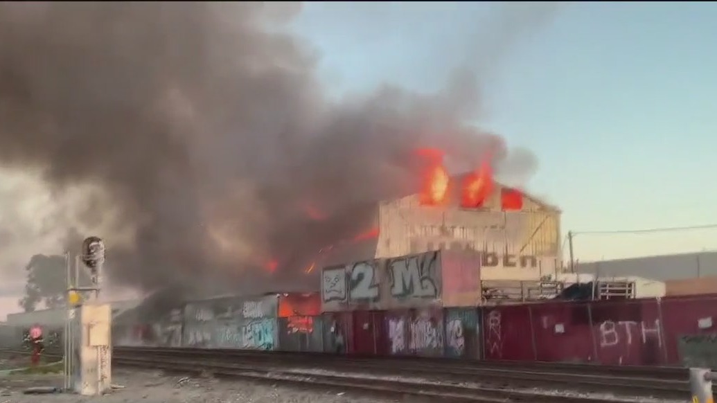 Oakland warehouse fire