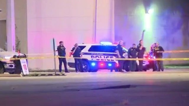 Reactions pour in after 2 Florida police officers shot during Orlando traffic stop: 'Doing everything we can'