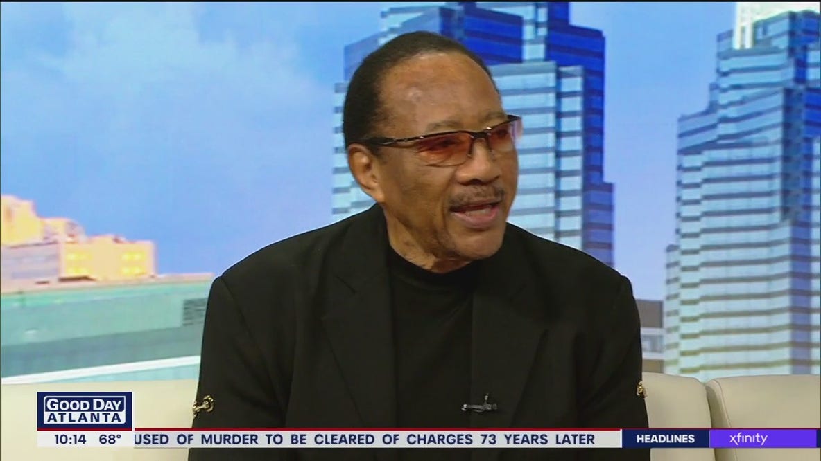 Gospel singer Dr. Bobby Jones honored by Black Music and Entertainment Walk of Fame