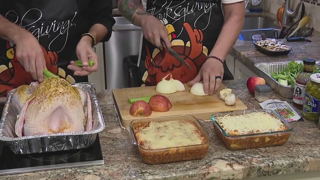 How to stuff a Thanksgiving turkey