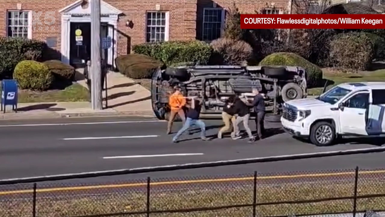 Sunrise Highway Scuffle: Brawl After LI Crash | FOX 5 New York