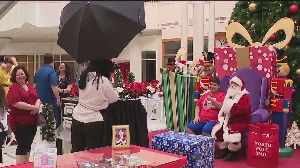 Children, teens with special needs meet Sensitive Santa at Florida mall