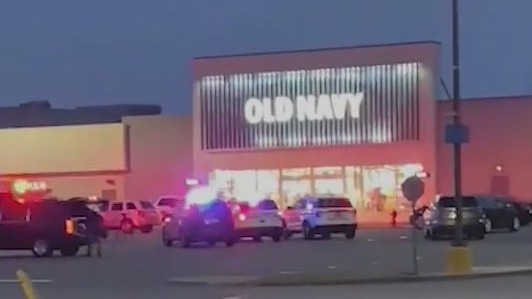 Man shot at Green Acres Mall