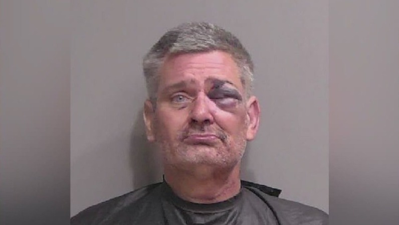 Drunk, Florida man crashed into fire hydrant before attacking deputy
