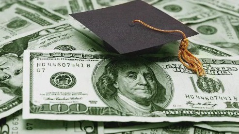 How to spot student loan scams