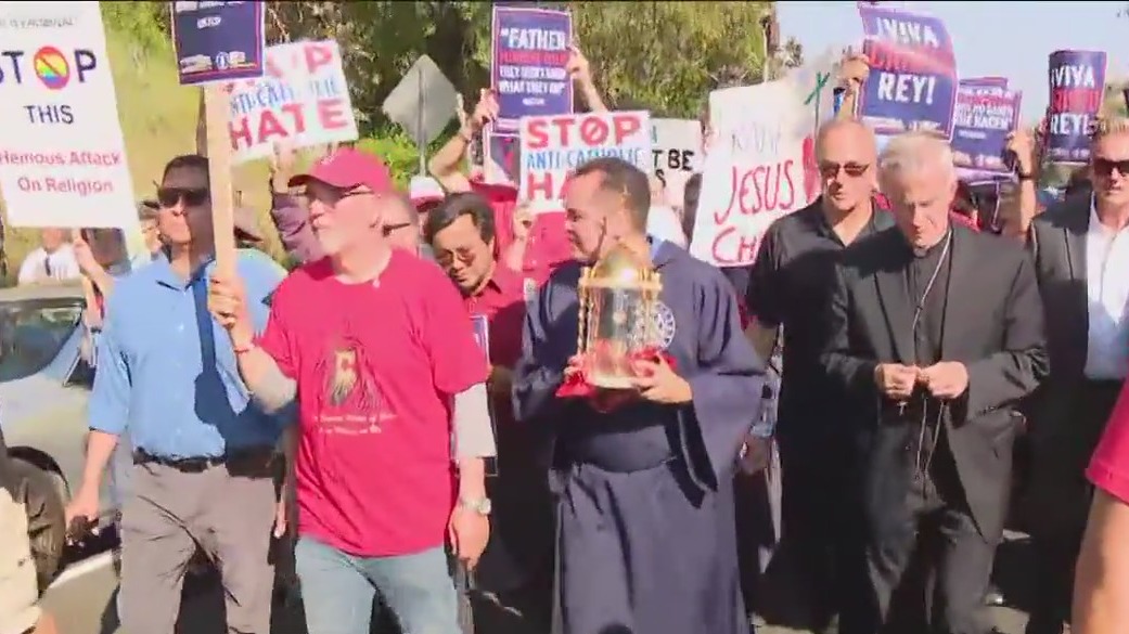Dodgers Pride Night draws Catholic protest