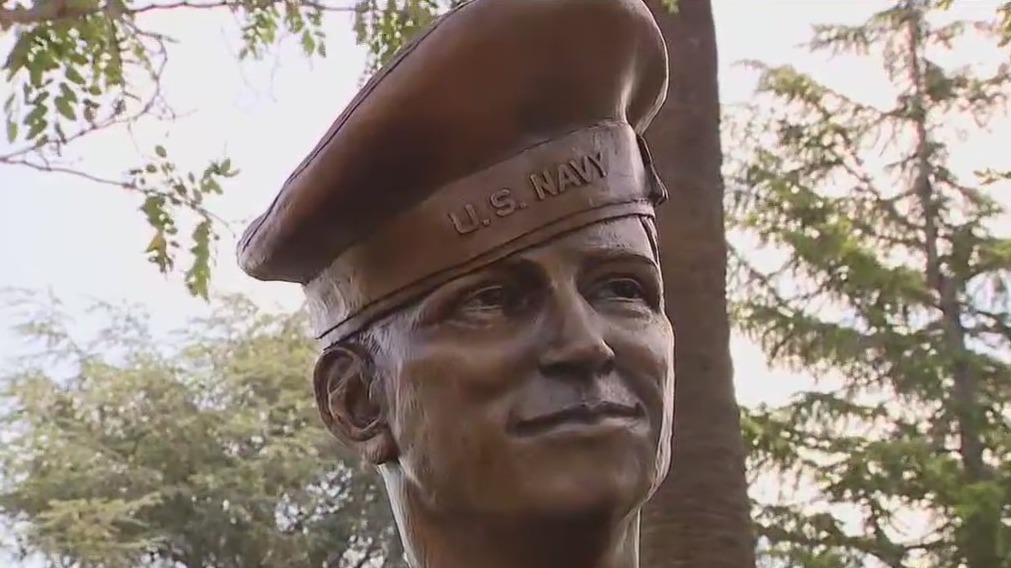 Statue honors WWII veteran in Benicia