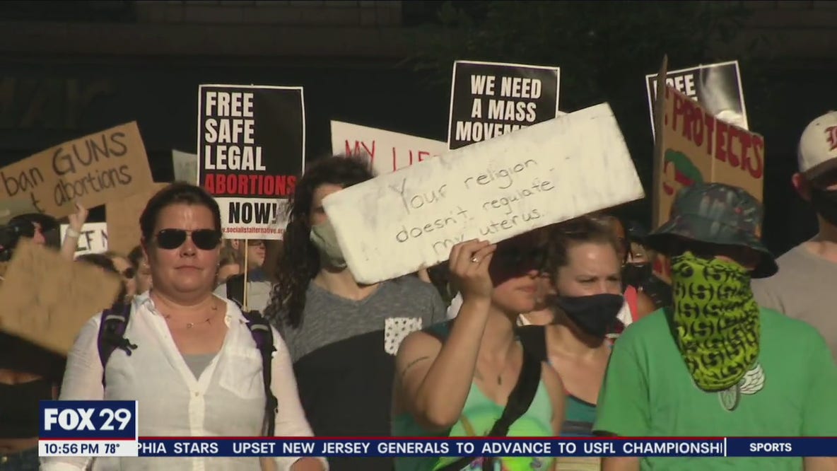 Roe vs. Wade: Hundreds descend on Philadelphia City Hall to protest in favor of abortion rights