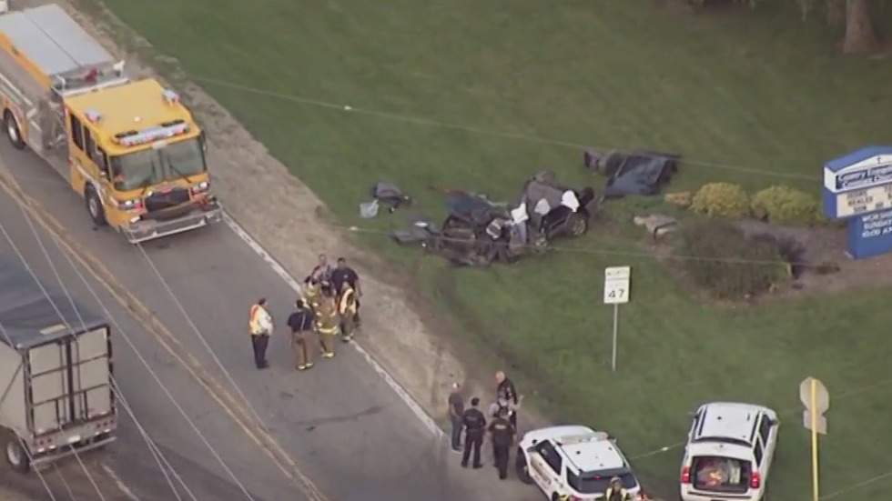 1 injured in Kane County crash