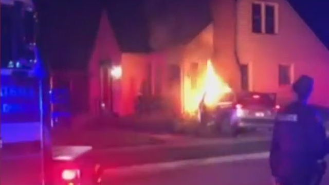 Kenosha OWI crash into home, fire