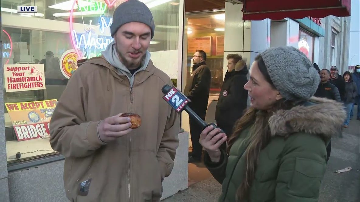 'The black Friday of March'; Man tries first ever paczek on live TV