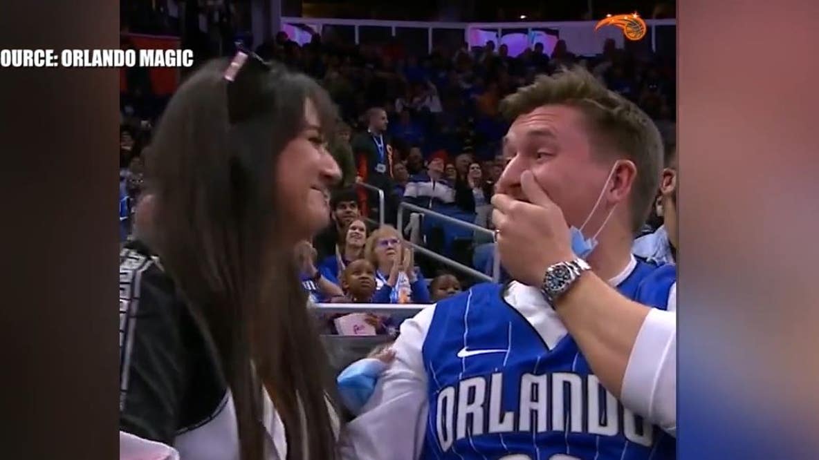 Viral Orlando courtside 'Kiss Cam' couple welcomes twins
