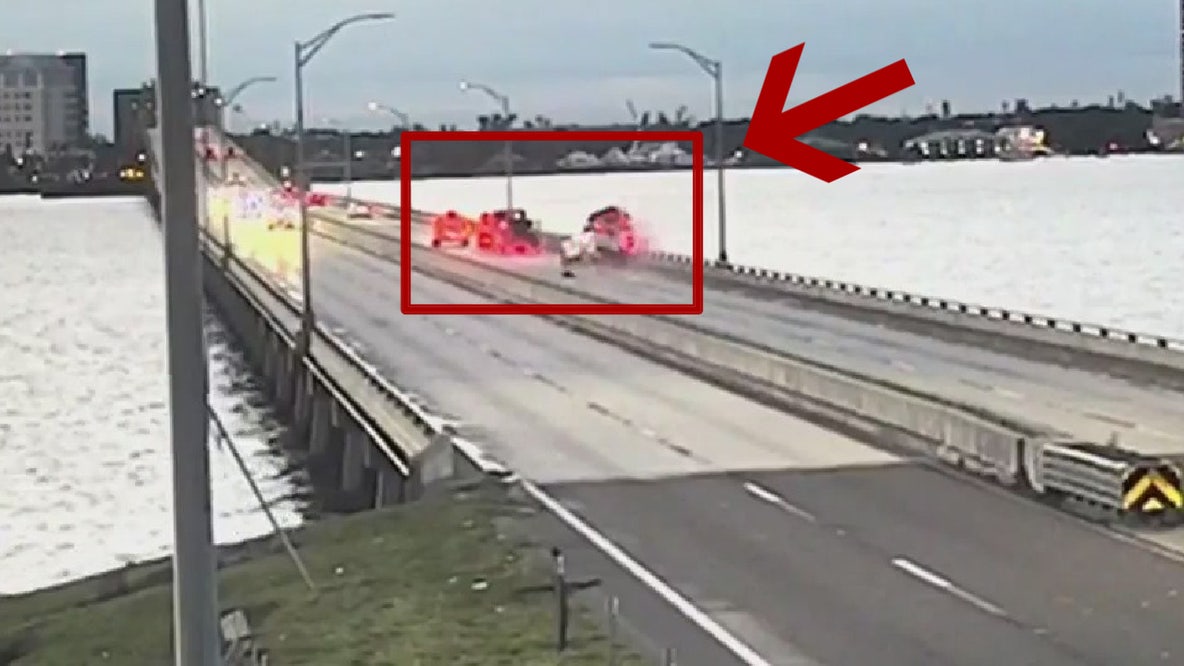 Crash sends car over bridge in Fort Myers