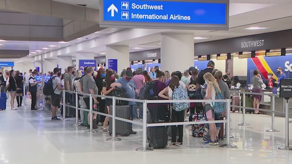 Phoenix travelers impacted by Southwest Airlines weather delays, cancelations