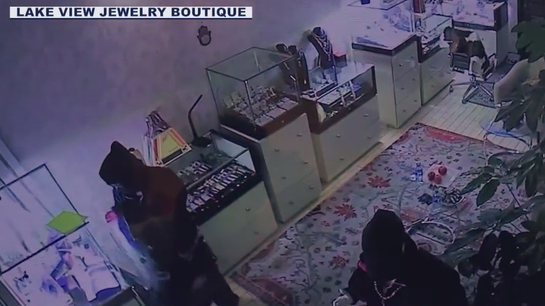 Stolen jewelry from AZ store appears to be for sale online