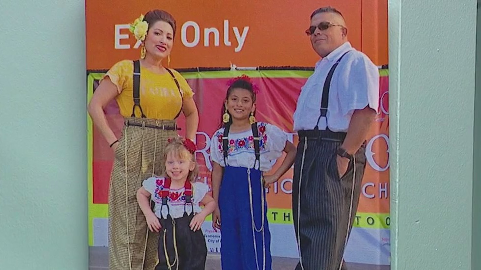 El Pachuco Zoot Suits celebrates 45 years in business