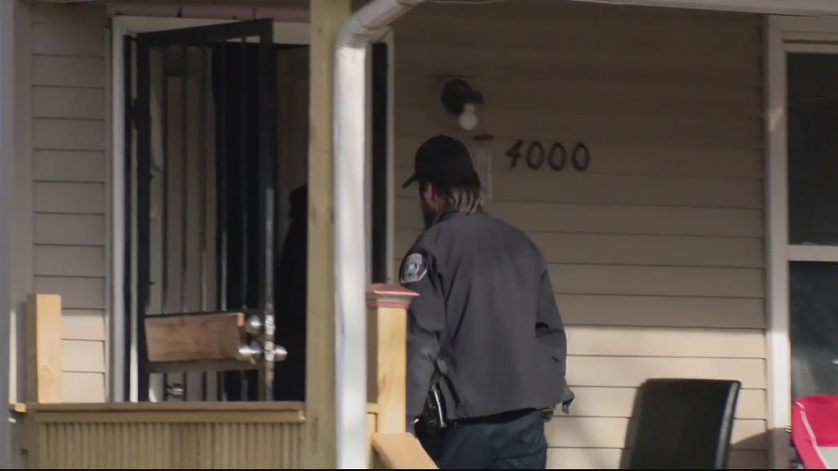 2-year-old shot in face with BB gun, father arrested