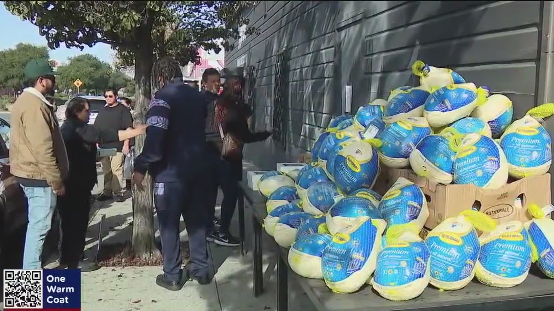 Horn BBQ gives away turkeys for Thanksgiving day after devastating fire