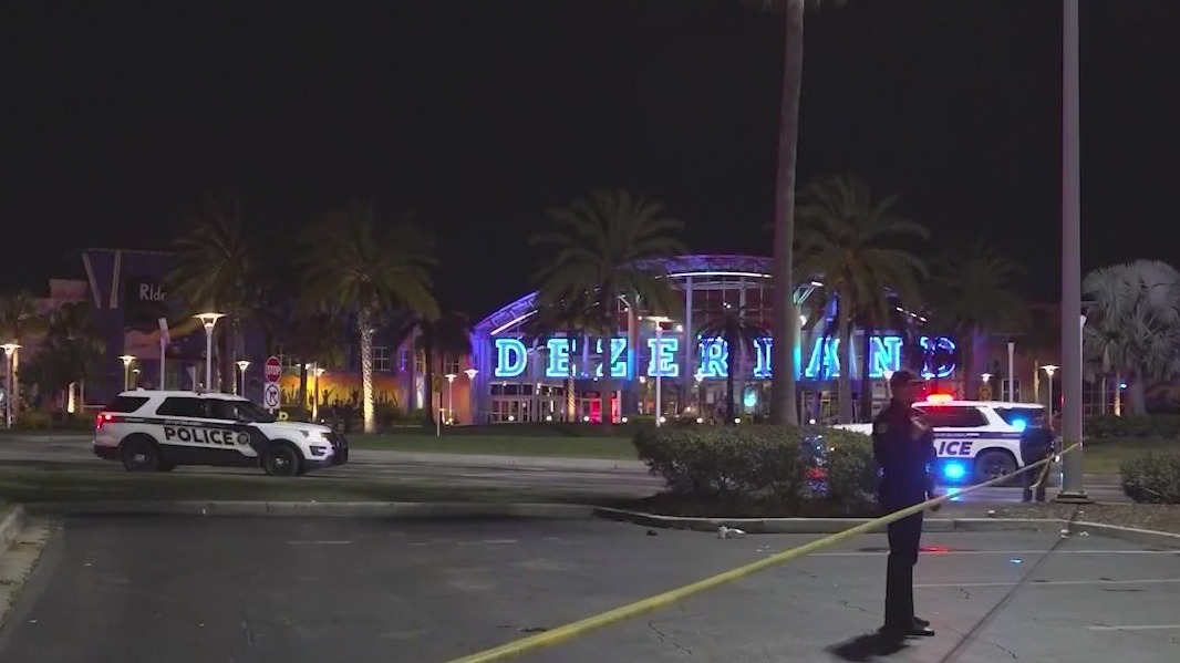 1 shot and killed at Dezerland Park Orlando