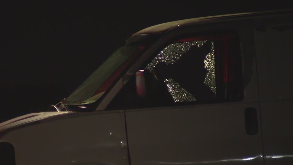 Shooting call leads Orlando police to van with shattered windows