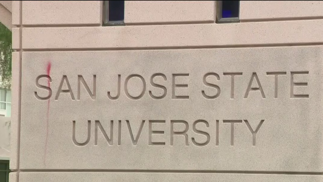 Cal State University student workers voting to form a union