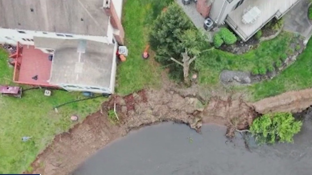 NJ homes in danger of collapsing into creek
