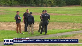 Police: 4 teens shoot at each other outside Des Moines elementary school