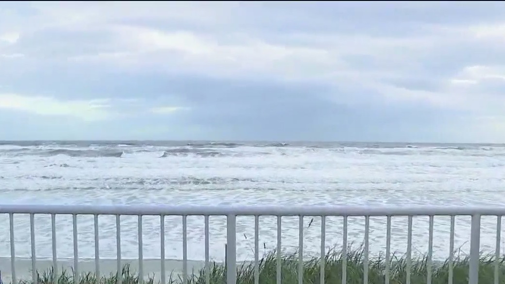 Rough seas damper cruisers' vacation plans