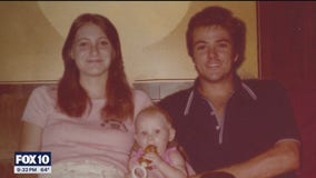 'Baby Holly' seeks justice in parents' cold case murders