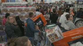 Holiday shopping season: Consumers encouraged to buy gifts now