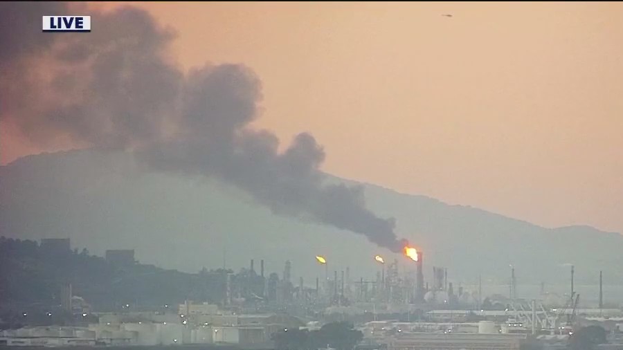 Power outage at Richmond Chevron refinery causes visible flaring