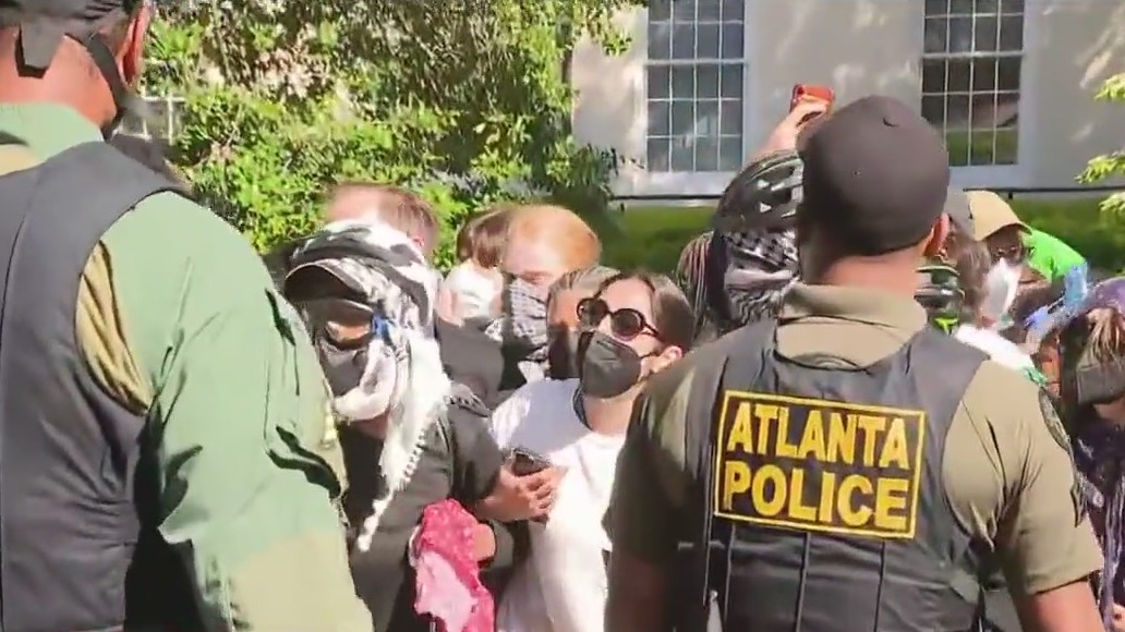 Pro-Palestine protestors detained at Emory