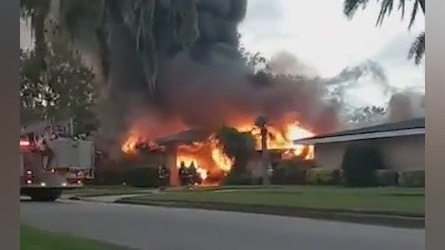 VIDEO: Fire engulfs home in Orlando