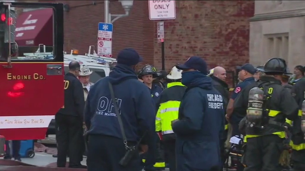 Residents rescued in Chicago high-rise fire