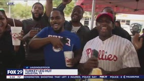 Phillies fans turn out in style at Turkey Leg Hut in Houston