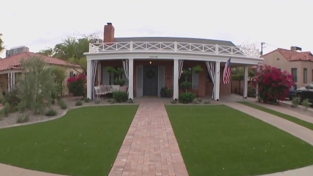 Colonial home in downtown Phoenix | Cool House