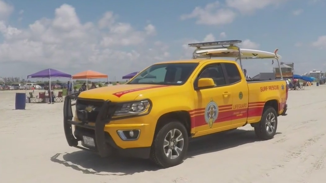 Galveston Beach Patrol goes above and beyond, even during times of crisis
