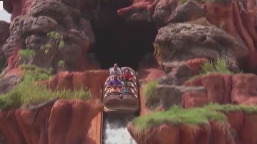 Disney ride Splash Mountain closes