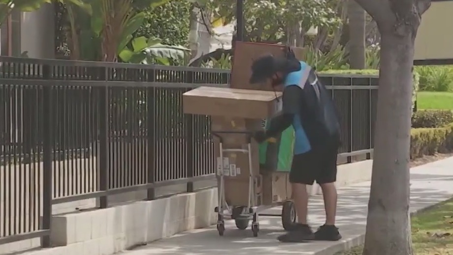 How to spot a fake delivery notice