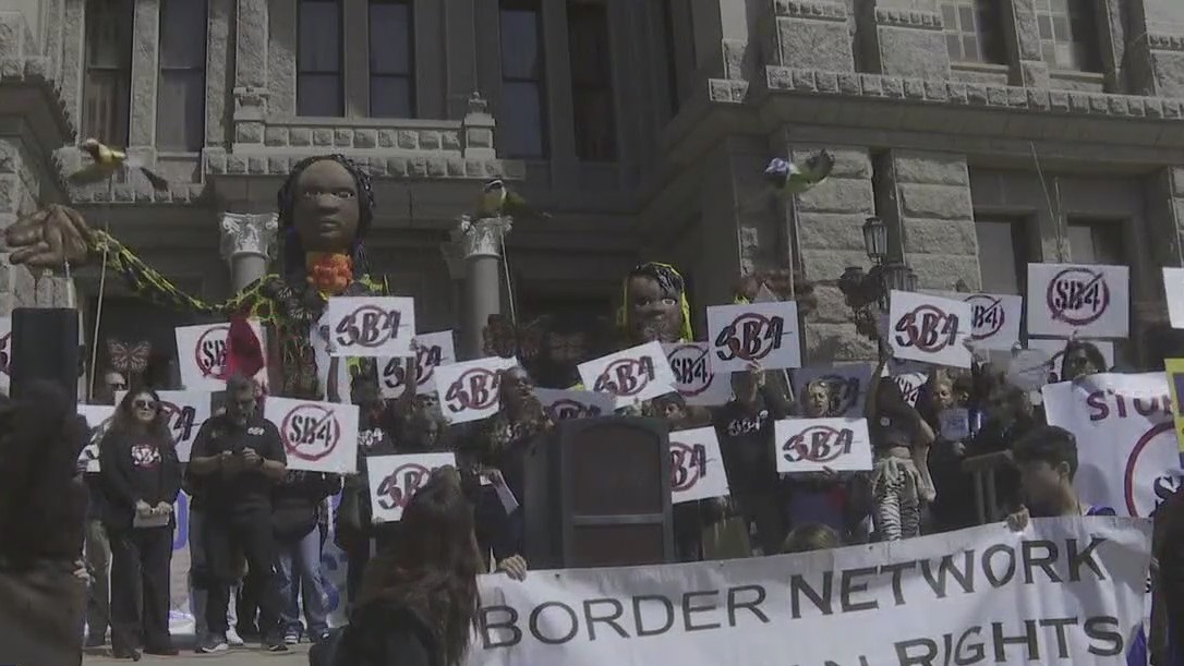 Border crisis: Protesters gather downtown to speak out against SB 4, Operation Lonestar