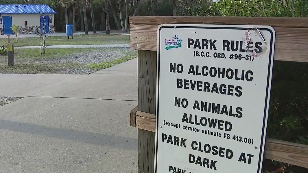 Man accused of choking, trying to rape woman in Florida bathroom